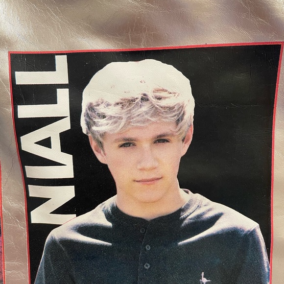 One Direction Silver Metallic Tote Bag - Picture 8 of 8